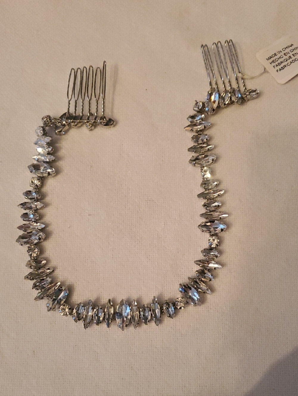 NWT  Rhinestone Crystal Hair Vine with Double Comb Ends - Silver